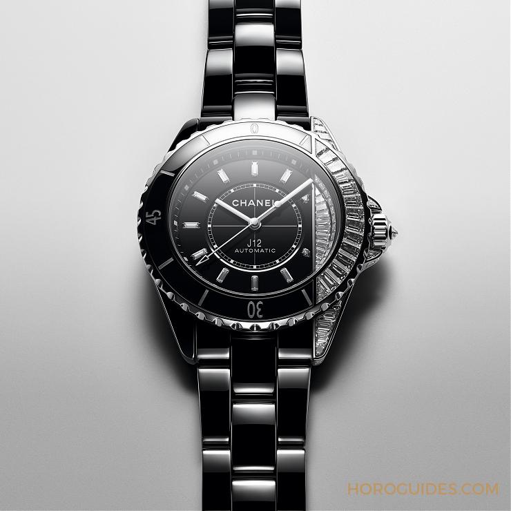 CHANEL - 黑白之間，黑白之外｜CHANEL J12 Paradoxe與J12 X-Ray