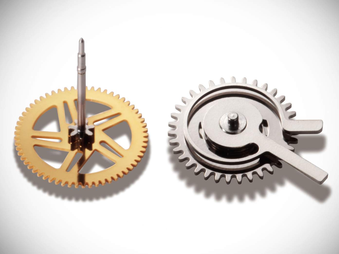 西鐵城限量版石英腕表0100時(shí)差每年精確到±1秒！