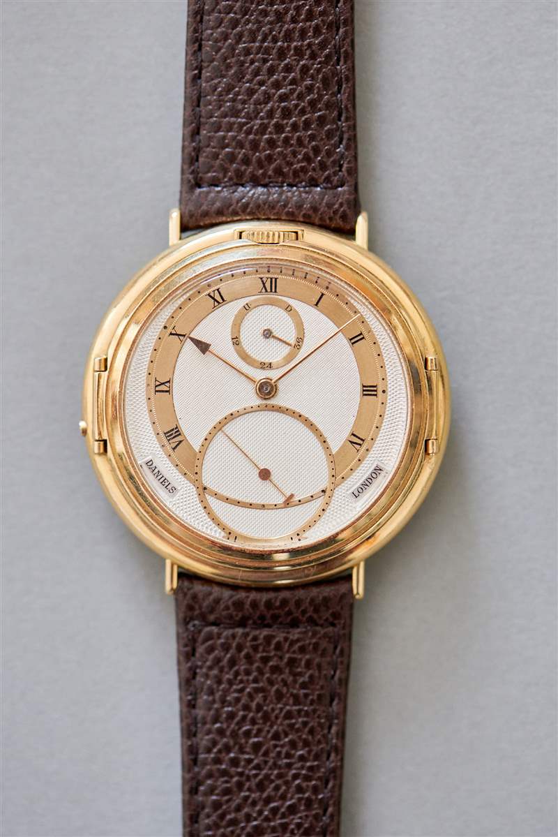 喬治丹尼爾斯彈簧表殼陀飛輪