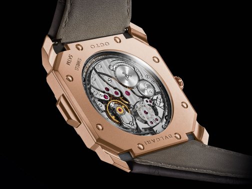 寶格麗Oct Finissimo超薄三問腕表玫瑰金材質