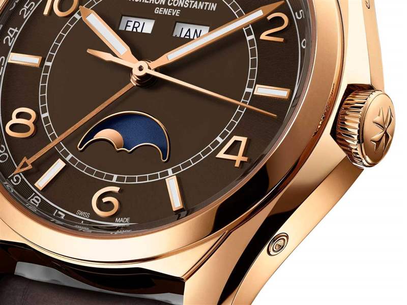 江詩(shī)丹頓推出五十六系列棕褐色版本Ref.6073