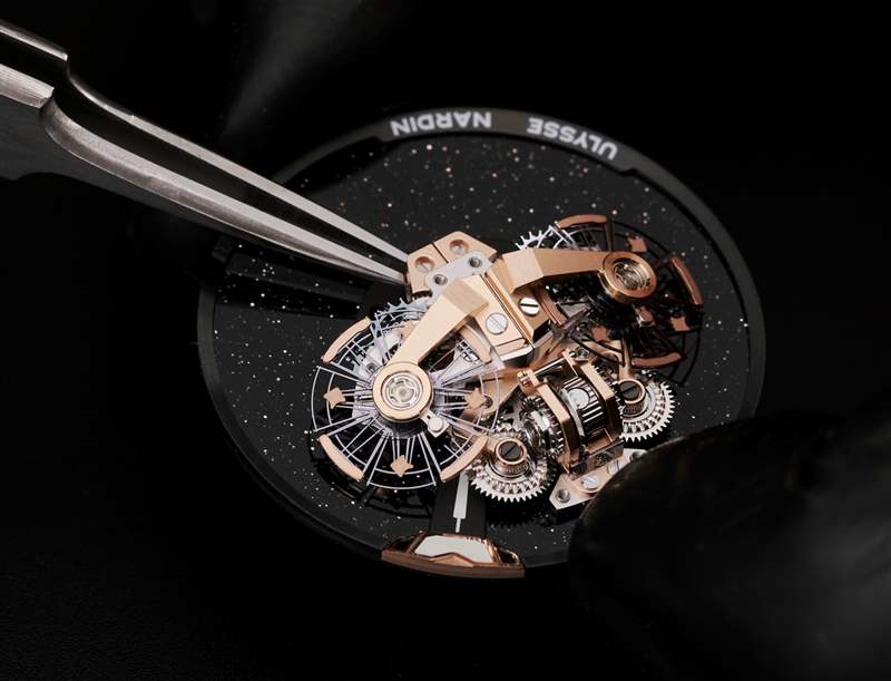 Ulysse Nardin Freak S 自動腕表帶雙 DiamonSil 調(diào)節(jié)系統(tǒng)