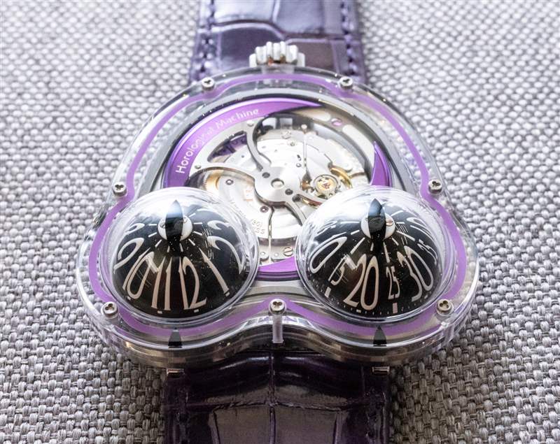 動手操作：MB&F HM3 Frog X Purple Watch