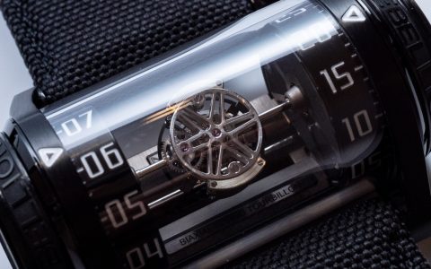 動手實踐：Rebellion WEAP-ONE 雙軸飛行陀飛輪腕表