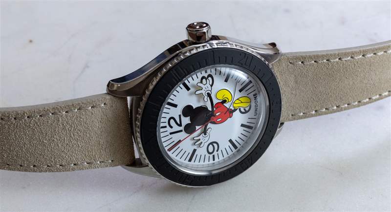 動(dòng)手操作：取消迪士尼米老鼠“猜猜誰(shuí)回來(lái)了”和幻想曲手表