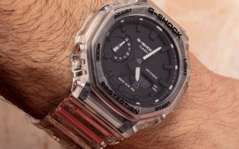 動手：卡西歐 G-Shock 'Casi-Oak' GA2100SKE-7A 透明系列手表