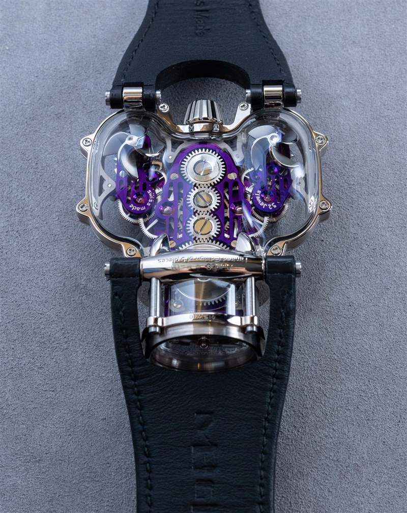動(dòng)手操作：MB&F Horological Machine 9 Sapphire Vision HM9-SV 手表