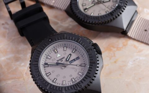 動手操作：Traser P69 黑色隱形手表