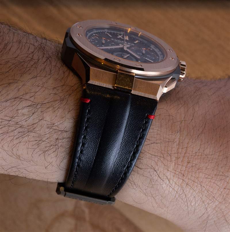 動手操作：蕭邦 Alpine Eagle Chrono XL 玫瑰金和陶瓷鈦，以及朗訊鋼表