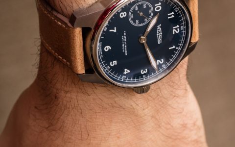 Weiss American Issue Field Watch Ultralight in Titanium and Aluminum Hand-On