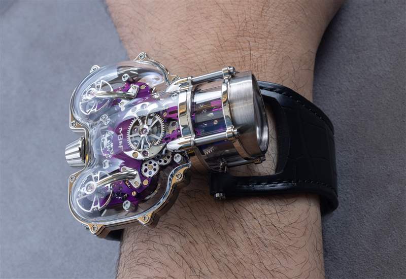 動(dòng)手操作：MB&F Horological Machine 9 Sapphire Vision HM9-SV 手表