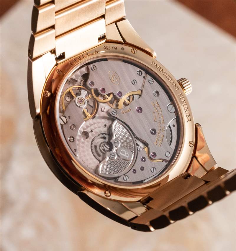 動手操作：帕瑪強(qiáng)尼 Tonda PF 微型轉(zhuǎn)子金色手表