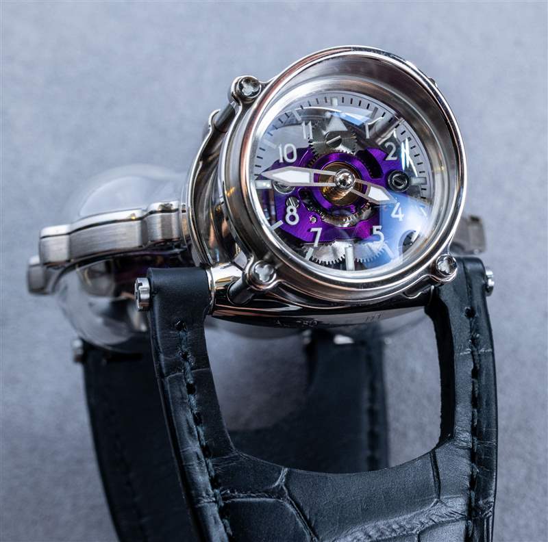動(dòng)手操作：MB&F Horological Machine 9 Sapphire Vision HM9-SV 手表