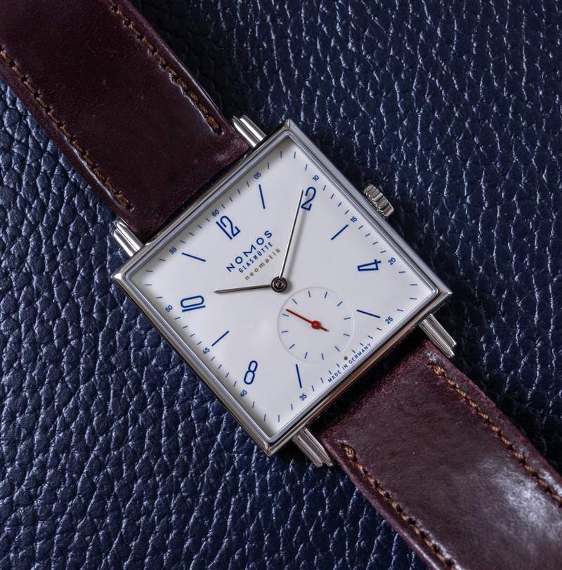 觀看評(píng)論：Nomos Tetra Neomatik 175 限量版