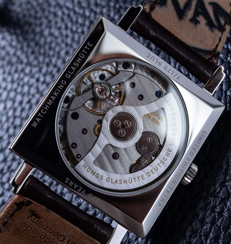 觀看評(píng)論：Nomos Tetra Neomatik 175 限量版