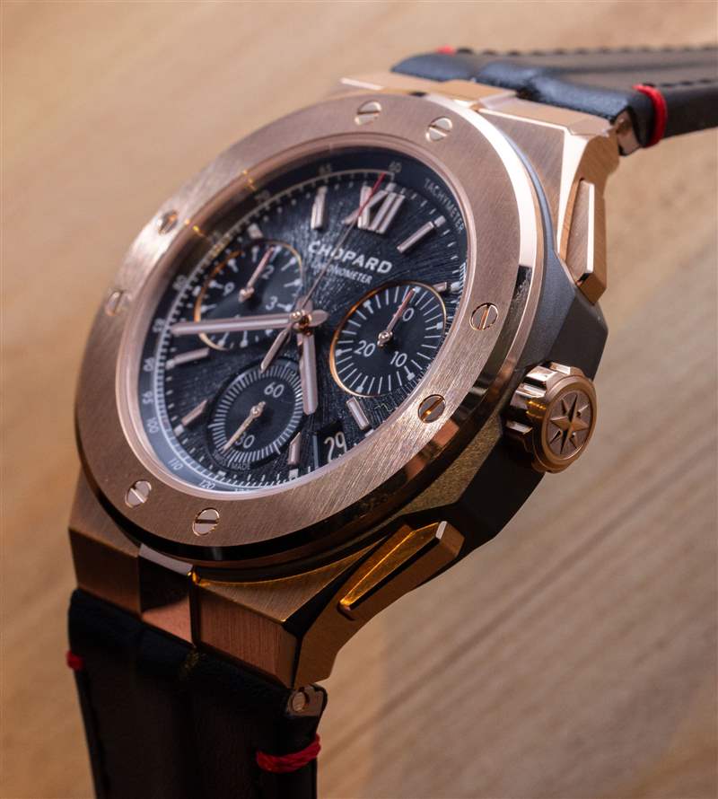 動手操作：蕭邦 Alpine Eagle Chrono XL 玫瑰金和陶瓷鈦，以及朗訊鋼表