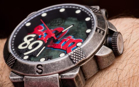 Pramzius柏林墻簽名版手表動(dòng)手