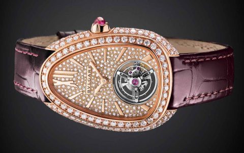 BVLGARI Serpenti Seduttori Tourbillon 女士腕表是市場上最嬌小的