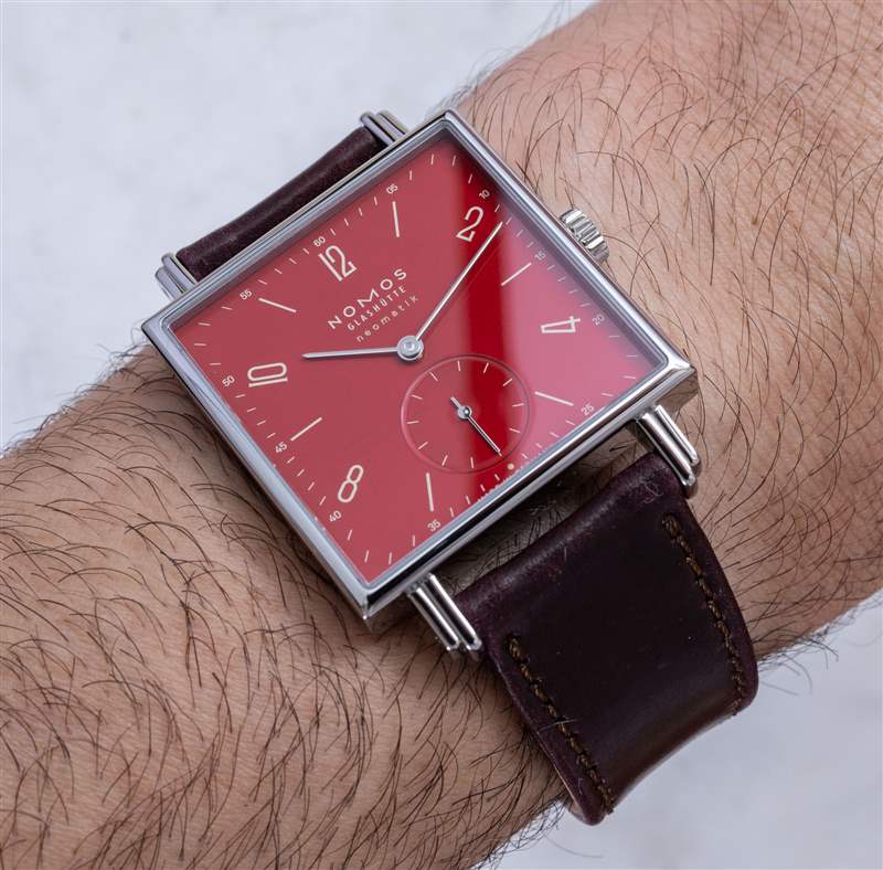 觀看評(píng)論：Nomos Tetra Neomatik 175 限量版