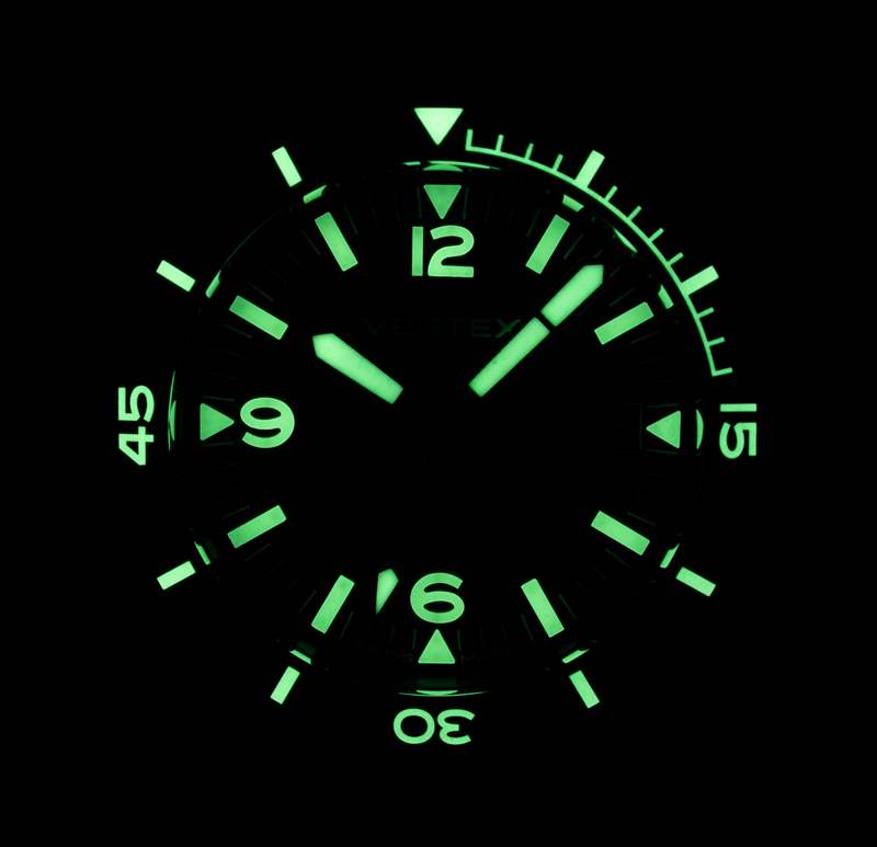 觀看評論：Vertex M60 AquaLion ISO 認(rèn)證潛水員