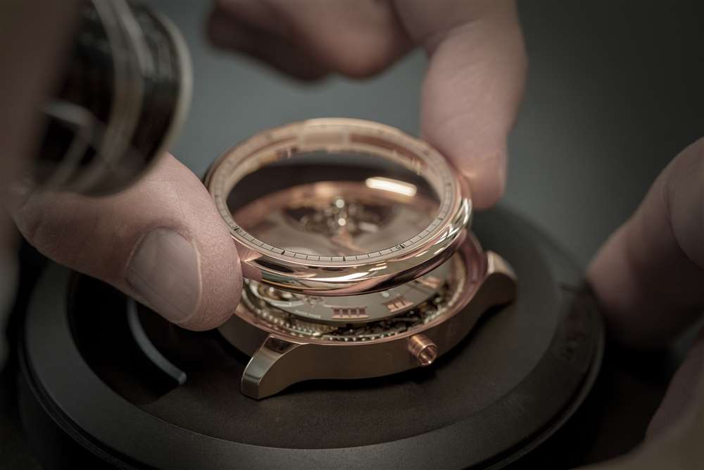 隆重推出“永恒之聲”三部曲，蕭邦屢獲殊榮的Full Strike Repeater的三項引人注目的更新