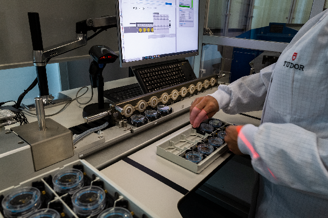 Tudor Master Chronometer 磁性測(cè)試