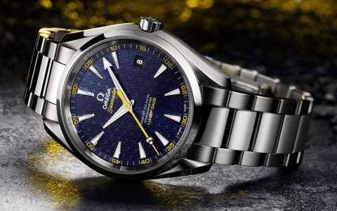 詹姆斯·邦德007幽靈電影首度亮相：歐米茄海馬系列Aqua Terra>15007高斯