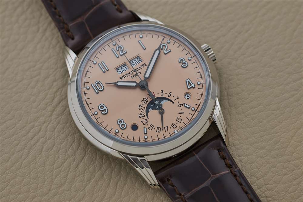 新款百達(dá)翡麗萬年歷 5320G。