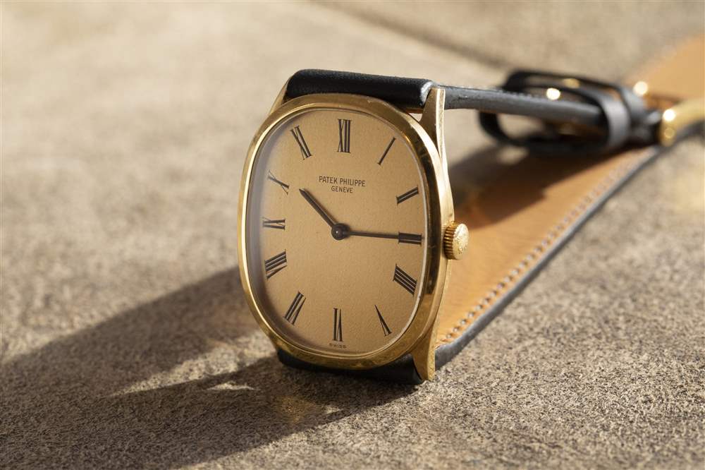 Brynn Wallner和她的百達(dá)翡麗Golden Ellipse