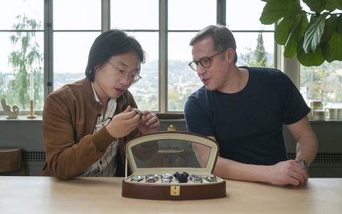 與喜劇演員、作家和“硅谷”明星Jimmy O. Yang交談手表