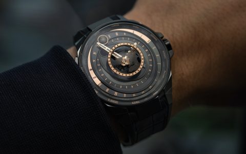 深入了解Ulysse Nardin的Magical Mystical Blast Moonstruck