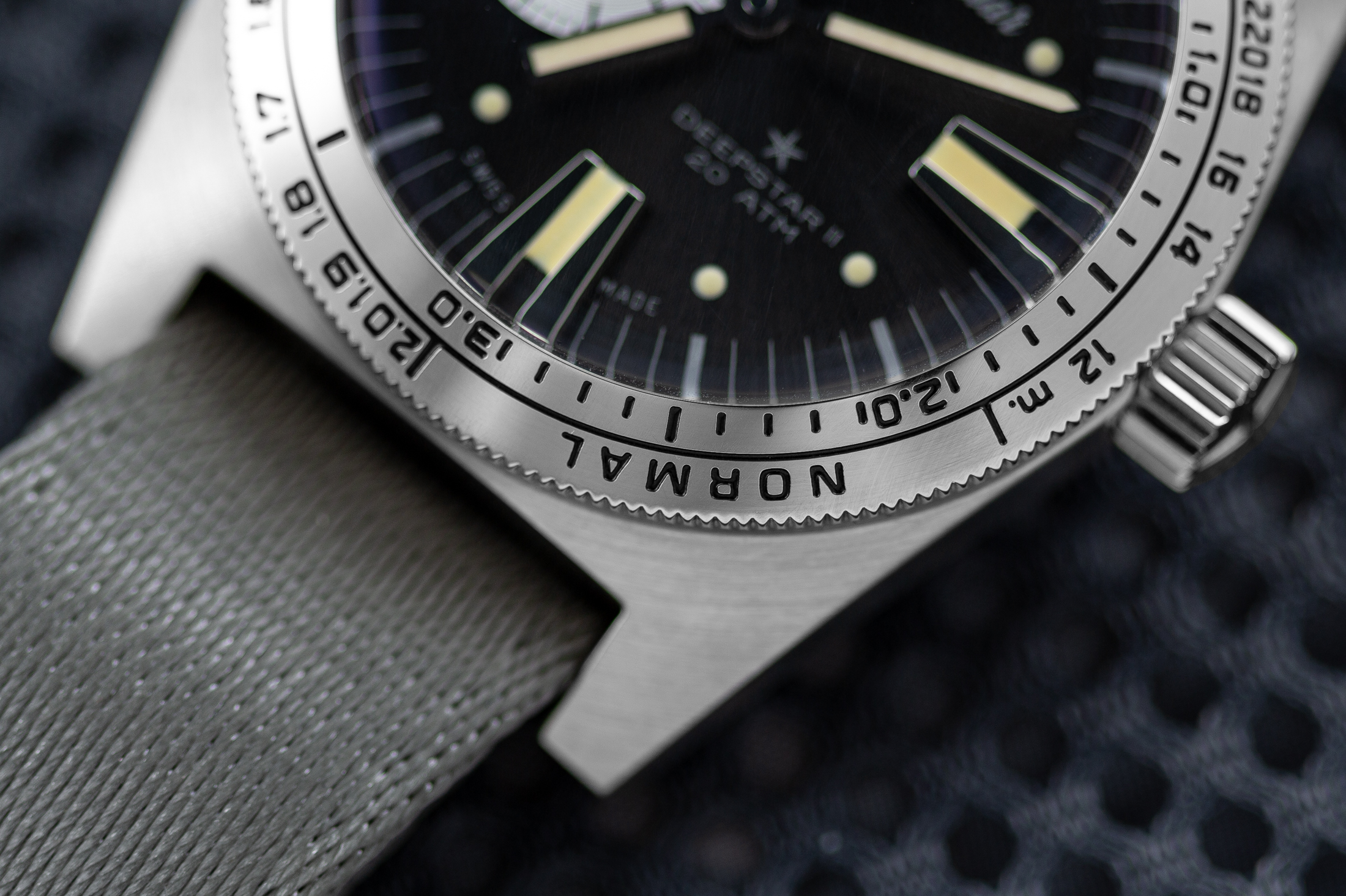 deepstar II 的邊框特寫照片