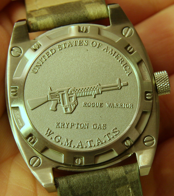 胭脂戰(zhàn)士紅細(xì)胞手表 12