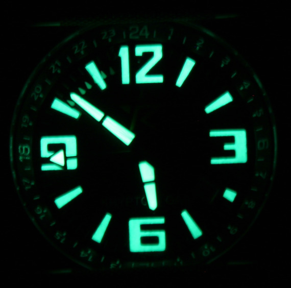 胭脂戰(zhàn)士紅細(xì)胞手表 1