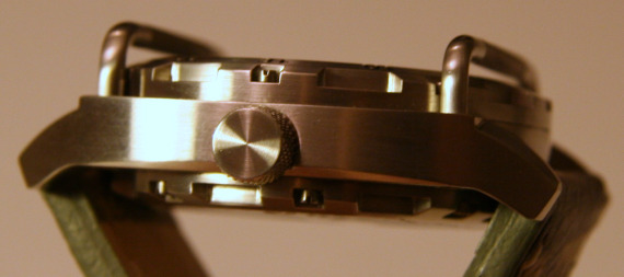 胭脂戰(zhàn)士紅細(xì)胞手表 7