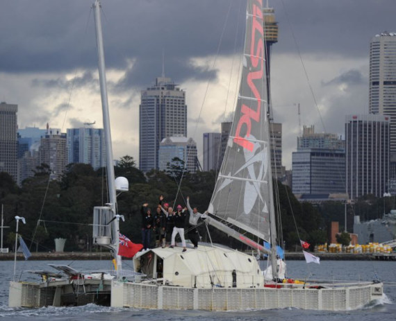 IWC Plastiki塑膠船抵達悉尼，在途中撿起獨一無二的鉑金腕表