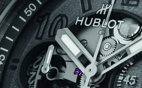 他們是如何將這款Hublot制成皮革的