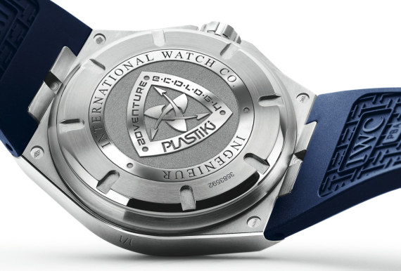 IWC Plastiki塑膠船抵達悉尼，在途中撿起獨一無二的鉑金腕表