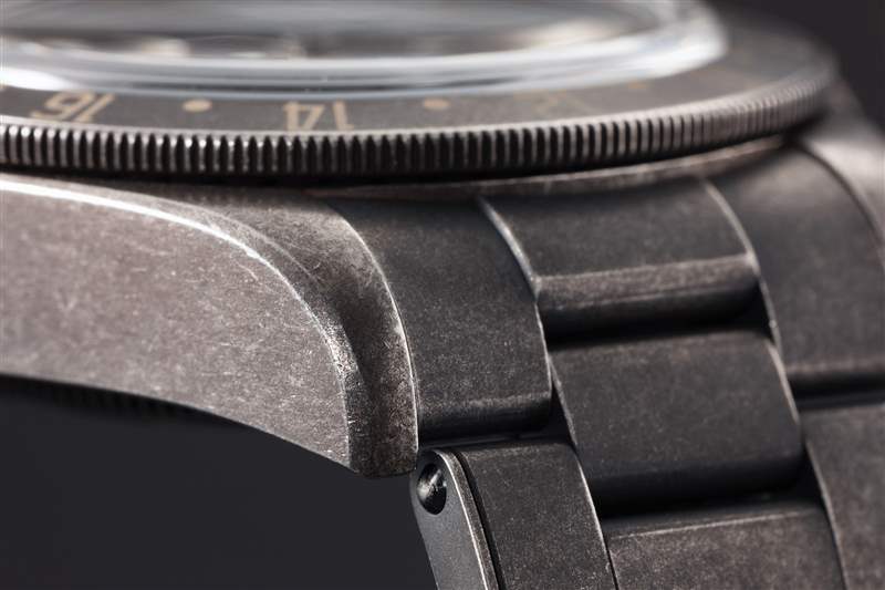 仔細(xì)觀察帝舵Black Bay GMT One For Only Watch 2021