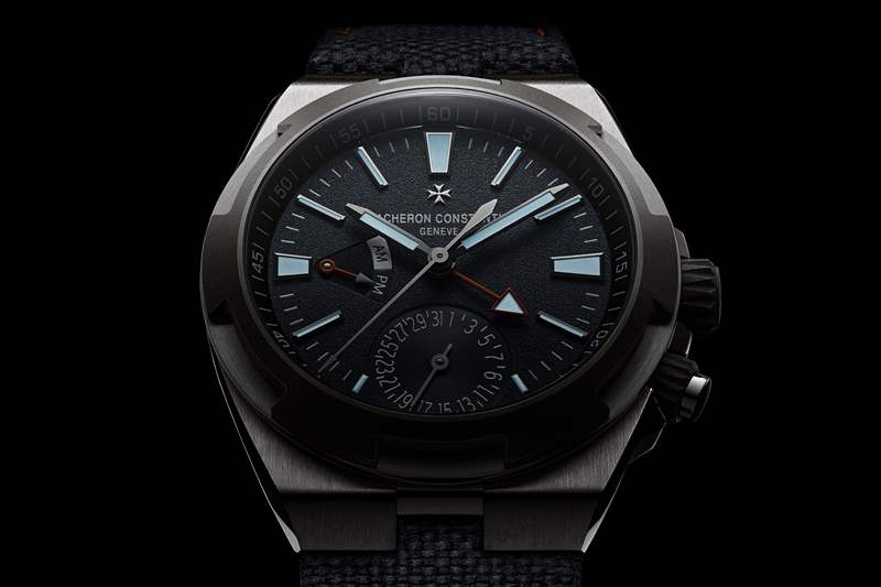 隆重推出江詩丹頓Overseas“Everest”鈦金屬計(jì)時(shí)碼表和雙時(shí)區(qū)限量版