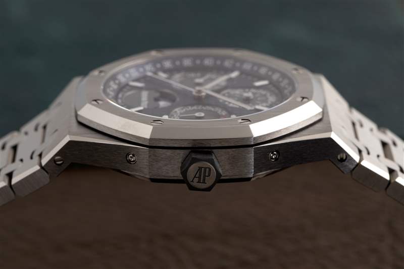 親身體驗(yàn)全新皇家橡樹萬年歷美國獨(dú)家！