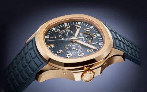 百達(dá)翡麗Aquanaut第一款年歷表：Aquanaut Luce 5261R-001搭配藍(lán)灰色表盤