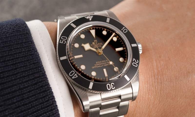 測試你的運動表尺寸下限！ 帝舵TUDOR Black Bay 54更袖珍更薄，表徑37mm