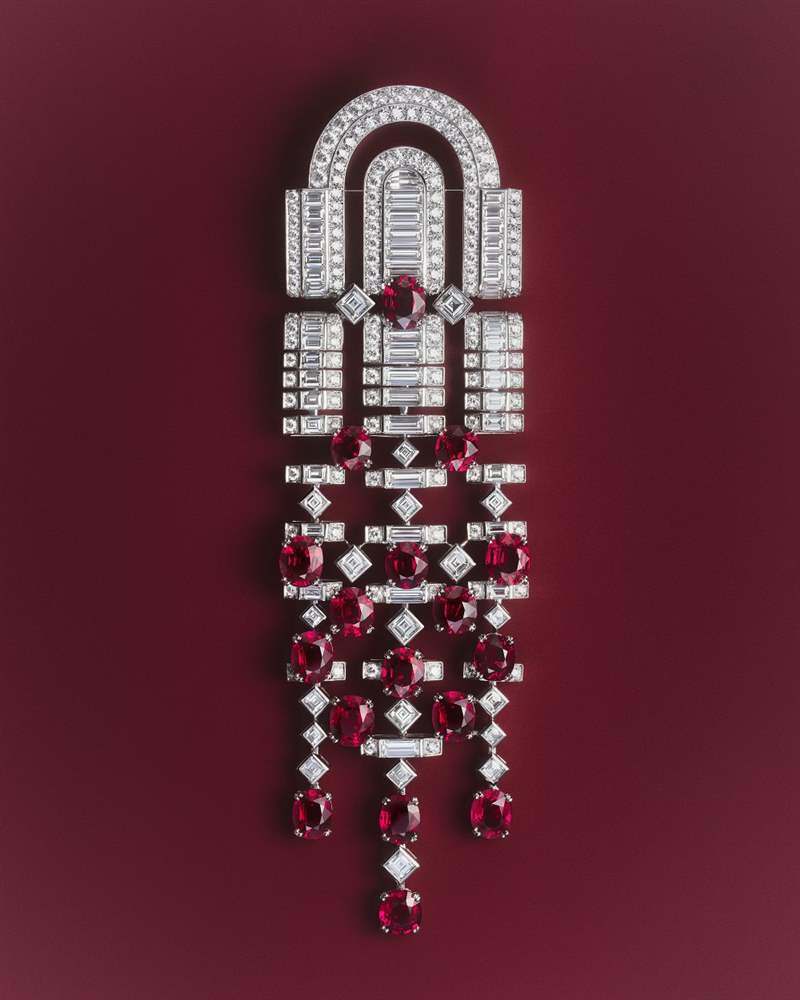 Boucheron成都舉行「世家寶詩(shī)龍?bào)w驗(yàn)空間——革新創(chuàng)藝，始于1858」展覽