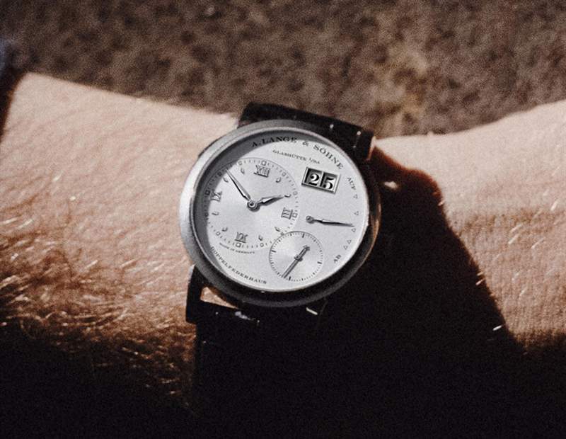 除了大日期這個(gè)特色，朗格經(jīng)典款Lange 1還蘊(yùn)含黃金比例設(shè)計(jì)原則？