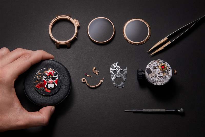 Louis Vuitton推出高級(jí)腕表新作：Tambour Fiery Heart動(dòng)偶腕表、Tambour Opera動(dòng)偶腕表，Tambour Moon飛行陀飛輪日內(nèi)瓦印記系列腕表