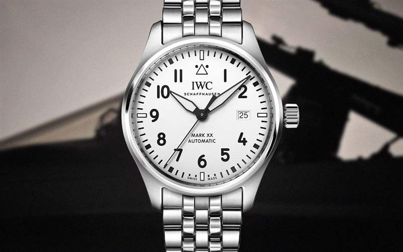 IWC萬國推出Pilot’s Watch Mark XX White Dial白色表盤腕表：75周年紀(jì)念