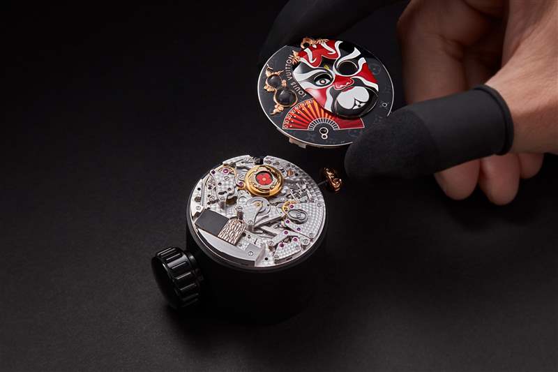 Louis Vuitton推出高級(jí)腕表新作：Tambour Fiery Heart動(dòng)偶腕表、Tambour Opera動(dòng)偶腕表，Tambour Moon飛行陀飛輪日內(nèi)瓦印記系列腕表