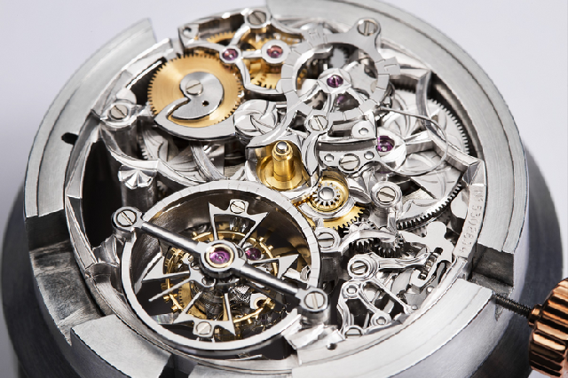 石英表和機(jī)械表哪個(gè)好