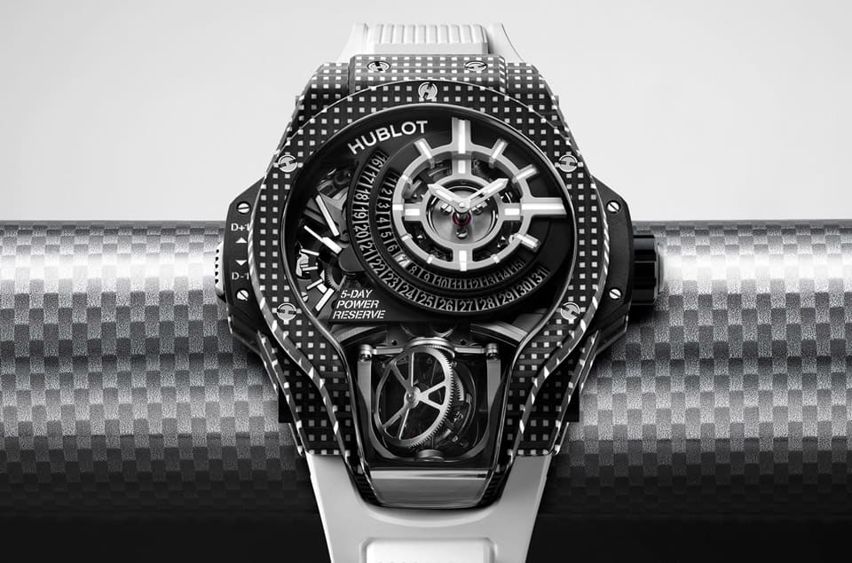 宇舶MP-09雙軸陀飛輪再次結(jié)合3D碳纖維材質(zhì)這次改為耐看好搭的白色